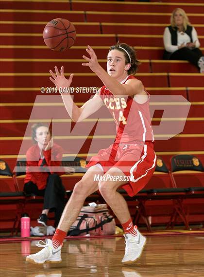 Thumbnail 3 in Cathedral Catholic vs. Staint Francis (Fr. Barry Christmas Classic) photogallery.