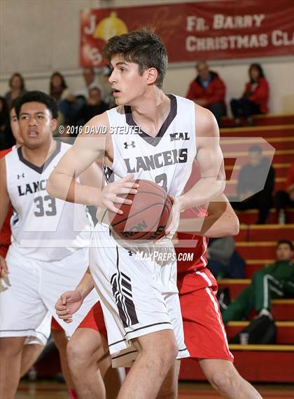 Thumbnail 2 in Cathedral Catholic vs. Staint Francis (Fr. Barry Christmas Classic) photogallery.