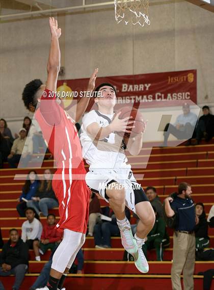 Thumbnail 1 in Cathedral Catholic vs. Staint Francis (Fr. Barry Christmas Classic) photogallery.