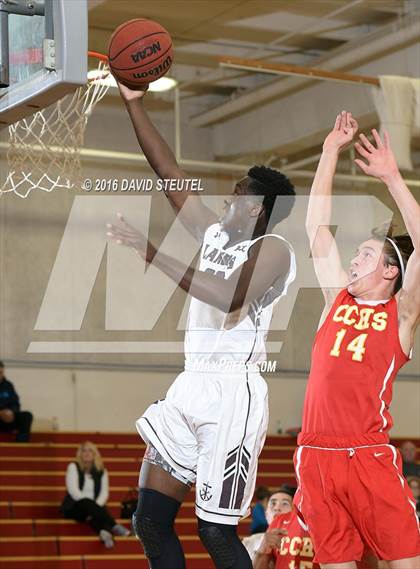 Thumbnail 3 in Cathedral Catholic vs. Staint Francis (Fr. Barry Christmas Classic) photogallery.