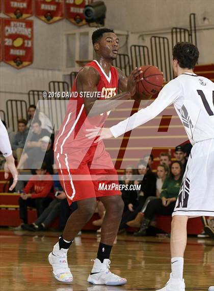Thumbnail 1 in Cathedral Catholic vs. Staint Francis (Fr. Barry Christmas Classic) photogallery.