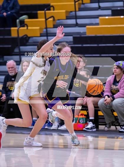 Thumbnail 2 in Arapahoe vs Boulder photogallery.