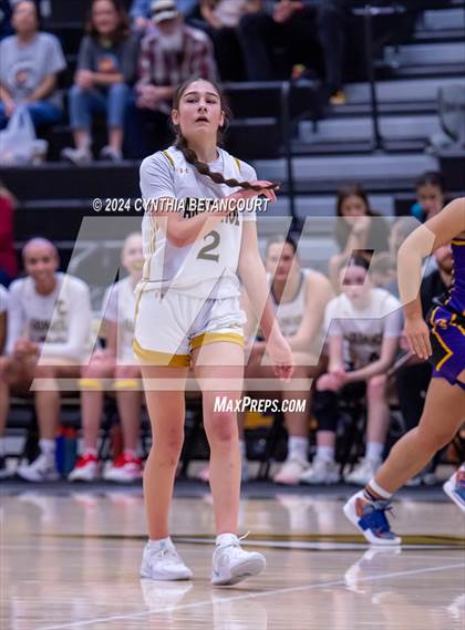 Thumbnail 2 in Arapahoe vs Boulder photogallery.