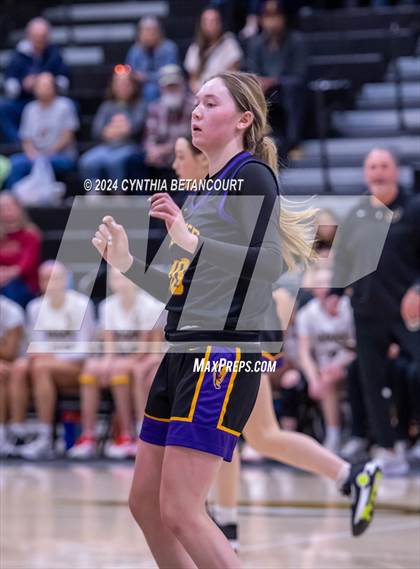 Thumbnail 1 in Arapahoe vs Boulder photogallery.