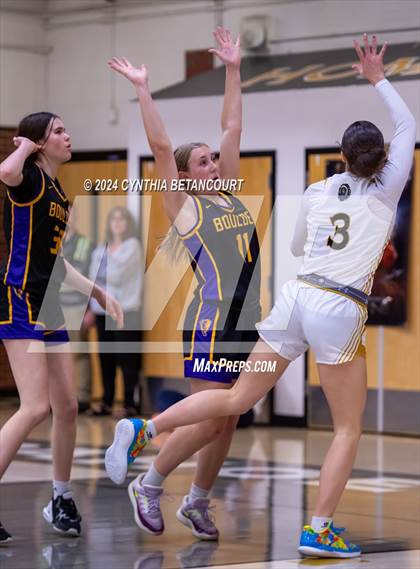 Thumbnail 3 in Arapahoe vs Boulder photogallery.