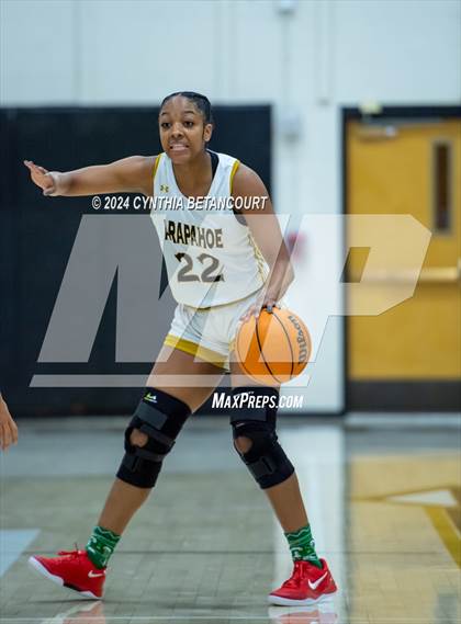 Thumbnail 2 in Arapahoe vs Boulder photogallery.