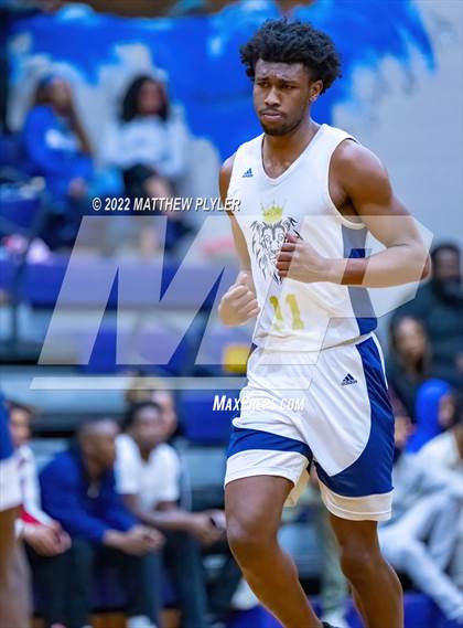 Thumbnail 2 in New Life Christian Academy vs. E.E. Smith (Cumberland County Holiday Classic) photogallery.