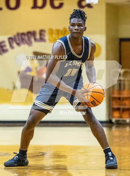 Thumbnail 2 in New Life Christian Academy vs. E.E. Smith (Cumberland County Holiday Classic) photogallery.