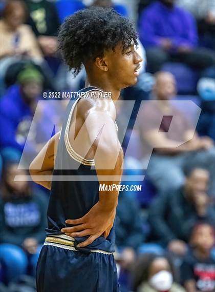 Thumbnail 1 in New Life Christian Academy vs. E.E. Smith (Cumberland County Holiday Classic) photogallery.