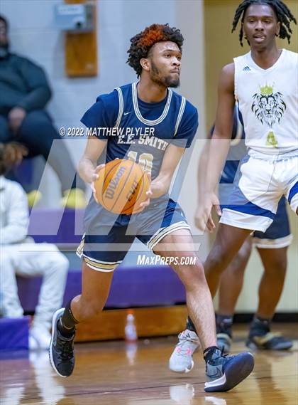 Thumbnail 2 in New Life Christian Academy vs. E.E. Smith (Cumberland County Holiday Classic) photogallery.
