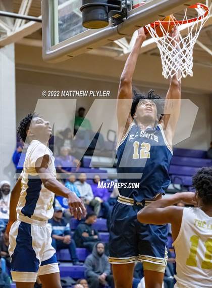 Thumbnail 2 in New Life Christian Academy vs. E.E. Smith (Cumberland County Holiday Classic) photogallery.