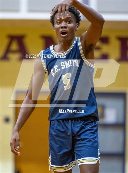 Thumbnail 3 in New Life Christian Academy vs. E.E. Smith (Cumberland County Holiday Classic) photogallery.