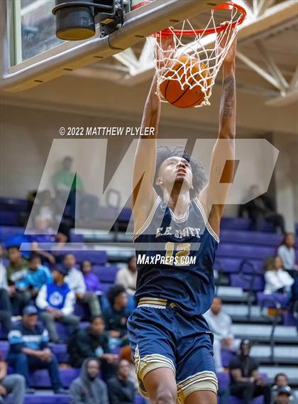 Thumbnail 1 in New Life Christian Academy vs. E.E. Smith (Cumberland County Holiday Classic) photogallery.