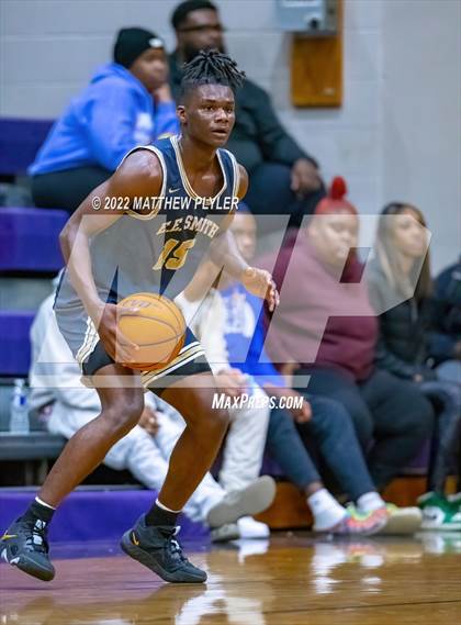 Thumbnail 2 in New Life Christian Academy vs. E.E. Smith (Cumberland County Holiday Classic) photogallery.