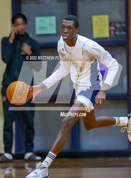 Thumbnail 2 in New Life Christian Academy vs. E.E. Smith (Cumberland County Holiday Classic) photogallery.