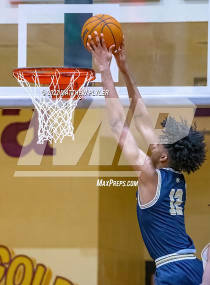 Thumbnail 2 in New Life Christian Academy vs. E.E. Smith (Cumberland County Holiday Classic) photogallery.