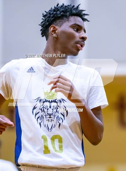 Thumbnail 3 in New Life Christian Academy vs. E.E. Smith (Cumberland County Holiday Classic) photogallery.
