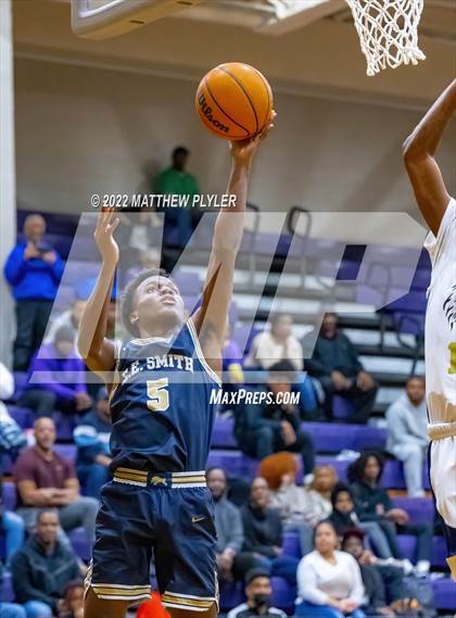 Thumbnail 2 in New Life Christian Academy vs. E.E. Smith (Cumberland County Holiday Classic) photogallery.