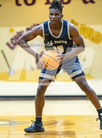 Thumbnail 1 in New Life Christian Academy vs. E.E. Smith (Cumberland County Holiday Classic) photogallery.