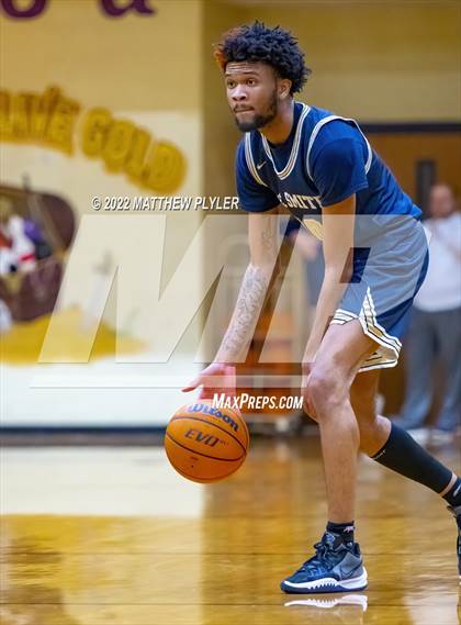 Thumbnail 1 in New Life Christian Academy vs. E.E. Smith (Cumberland County Holiday Classic) photogallery.