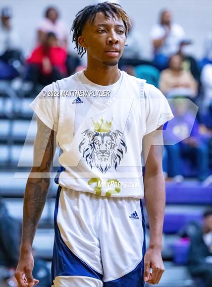 Thumbnail 1 in New Life Christian Academy vs. E.E. Smith (Cumberland County Holiday Classic) photogallery.