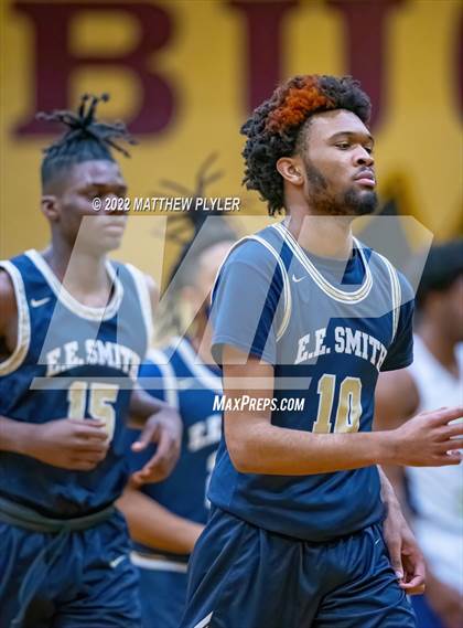 Thumbnail 3 in New Life Christian Academy vs. E.E. Smith (Cumberland County Holiday Classic) photogallery.