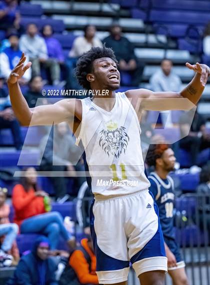 Thumbnail 2 in New Life Christian Academy vs. E.E. Smith (Cumberland County Holiday Classic) photogallery.