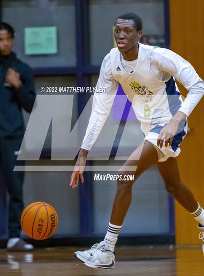 Thumbnail 1 in New Life Christian Academy vs. E.E. Smith (Cumberland County Holiday Classic) photogallery.