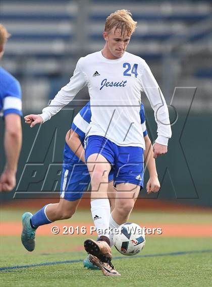 Thumbnail 1 in Vandebilt Catholic @ Jesuit photogallery.