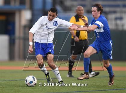 Thumbnail 2 in Vandebilt Catholic @ Jesuit photogallery.