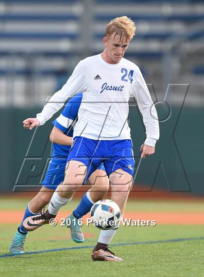 Thumbnail 3 in Vandebilt Catholic @ Jesuit photogallery.