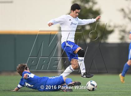 Thumbnail 2 in Vandebilt Catholic @ Jesuit photogallery.