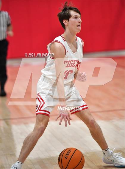 Thumbnail 1 in Coweta @ Fort Gibson photogallery.