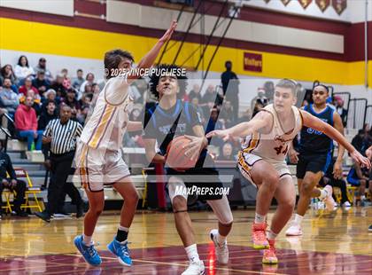 Thumbnail 1 in Washington @ Capital photogallery.