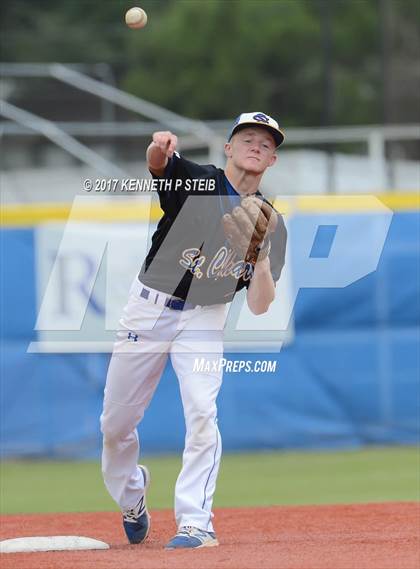 Thumbnail 3 in St. Charles Catholic @ Sacred Heart (LHSAA 2A Regional Playoff) photogallery.