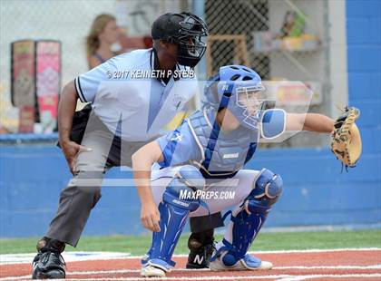 Thumbnail 1 in St. Charles Catholic @ Sacred Heart (LHSAA 2A Regional Playoff) photogallery.
