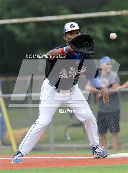 Thumbnail 3 in St. Charles Catholic @ Sacred Heart (LHSAA 2A Regional Playoff) photogallery.
