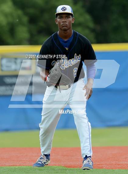 Thumbnail 2 in St. Charles Catholic @ Sacred Heart (LHSAA 2A Regional Playoff) photogallery.