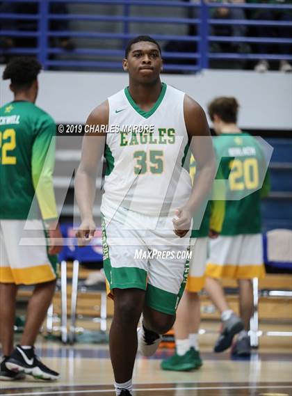 Thumbnail 2 in Eastern Alamance vs. Walter M. Williams (NCHSAA 3A Regional Playoff) photogallery.
