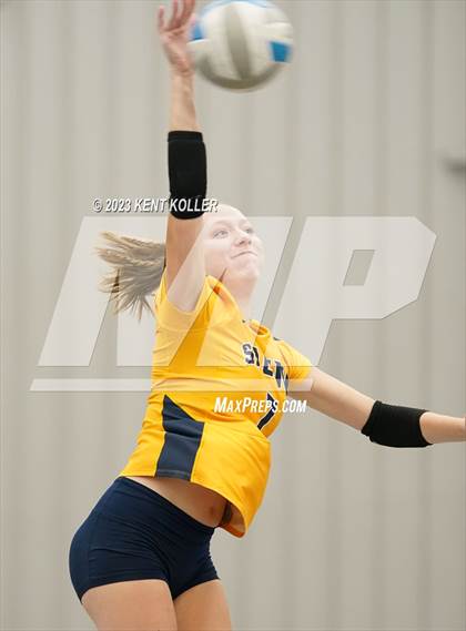 Thumbnail 2 in Saline vs. Rockford (Beast of the East) photogallery.