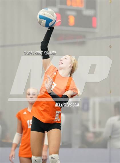 Thumbnail 3 in Saline vs. Rockford (Beast of the East) photogallery.