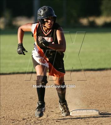 Thumbnail 3 in Tracy vs. Vacaville (D1 Sec. Final)#2 photogallery.
