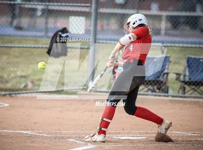 Thumbnail 3 in Elizabeth @ Sand Creek photogallery.