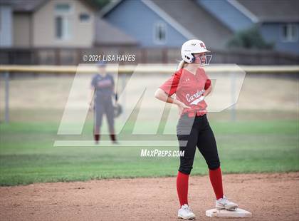Thumbnail 1 in Elizabeth @ Sand Creek photogallery.