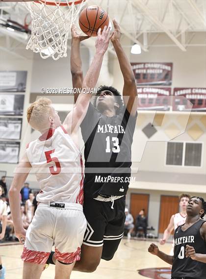 Thumbnail 3 in Mount Si vs. Mayfair (Rancho Mirage Holiday Invitational) photogallery.