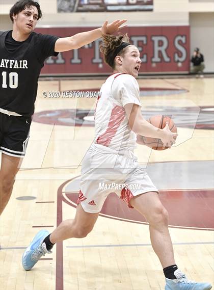 Thumbnail 3 in Mount Si vs. Mayfair (Rancho Mirage Holiday Invitational) photogallery.