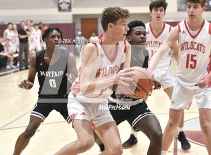 Thumbnail 3 in Mount Si vs. Mayfair (Rancho Mirage Holiday Invitational) photogallery.