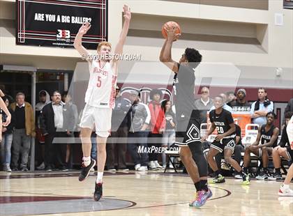 Thumbnail 2 in Mount Si vs. Mayfair (Rancho Mirage Holiday Invitational) photogallery.
