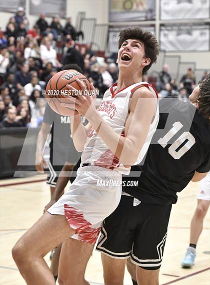 Thumbnail 3 in Mount Si vs. Mayfair (Rancho Mirage Holiday Invitational) photogallery.