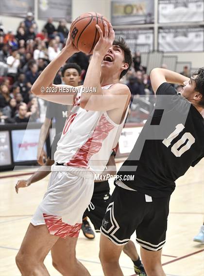 Thumbnail 1 in Mount Si vs. Mayfair (Rancho Mirage Holiday Invitational) photogallery.
